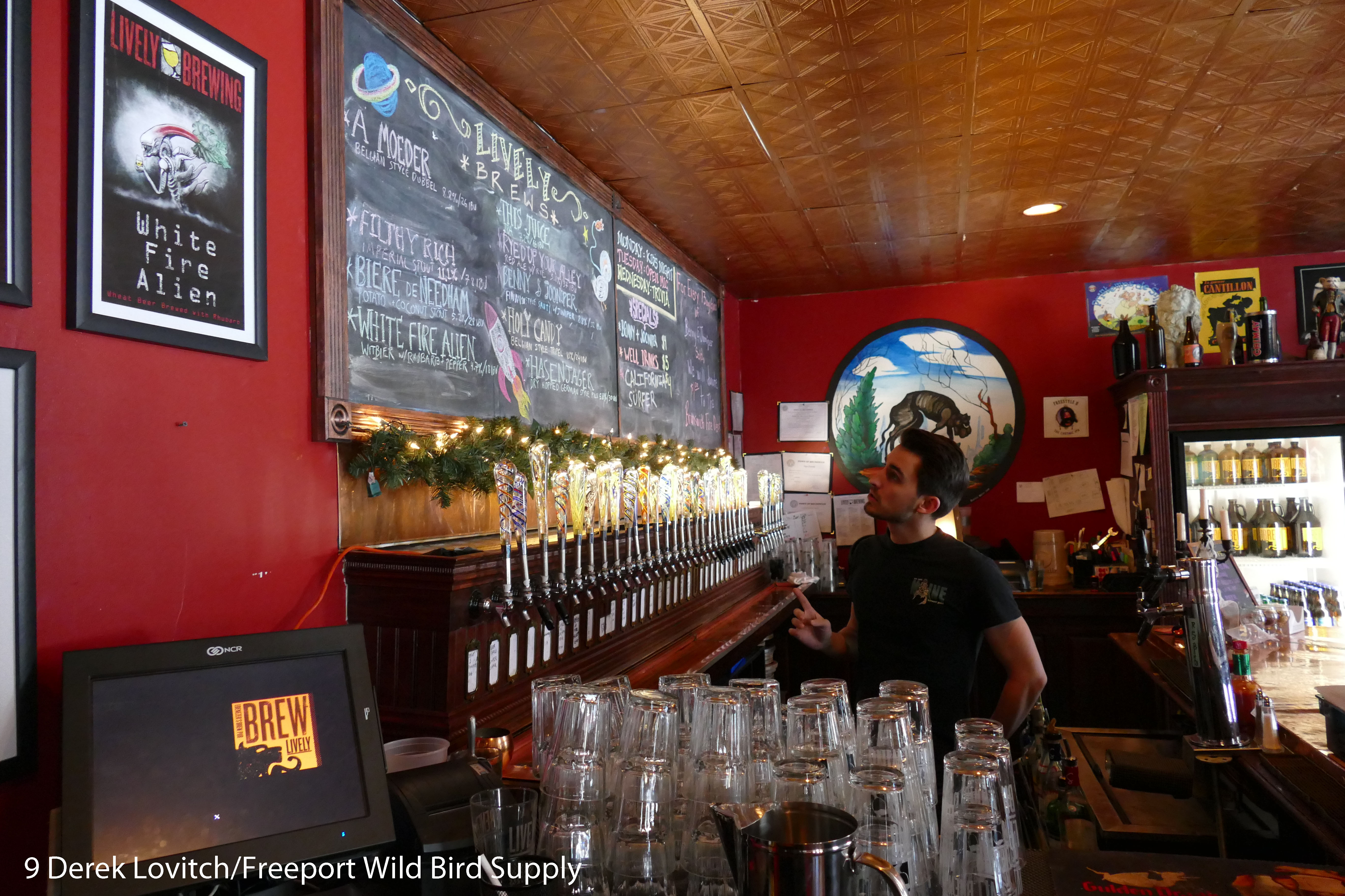 L1040564_LivelyBrewing1_edited-1